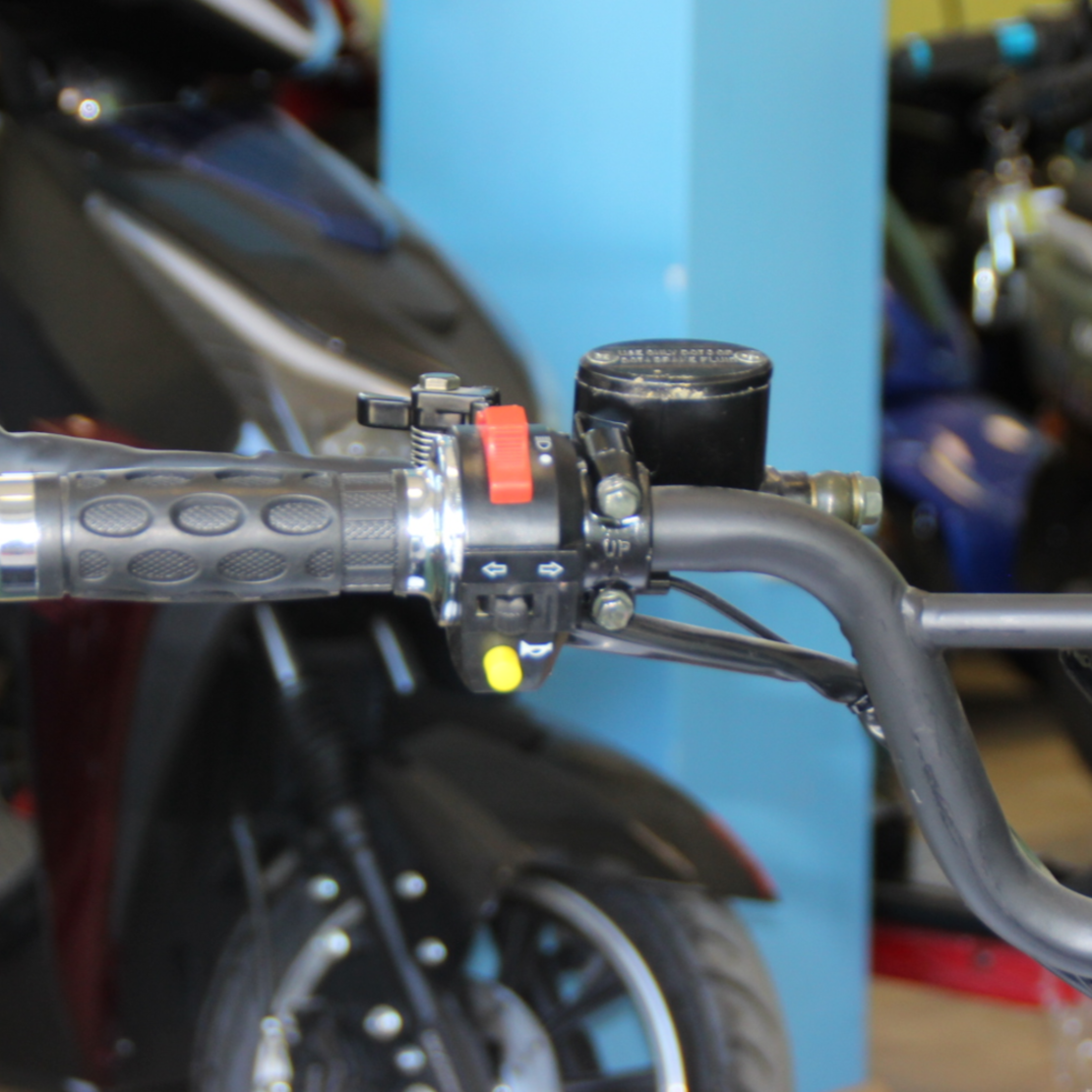 ATV 125cc Maxmotors Бензиново АТВ подходящо за юноши 125 кубика