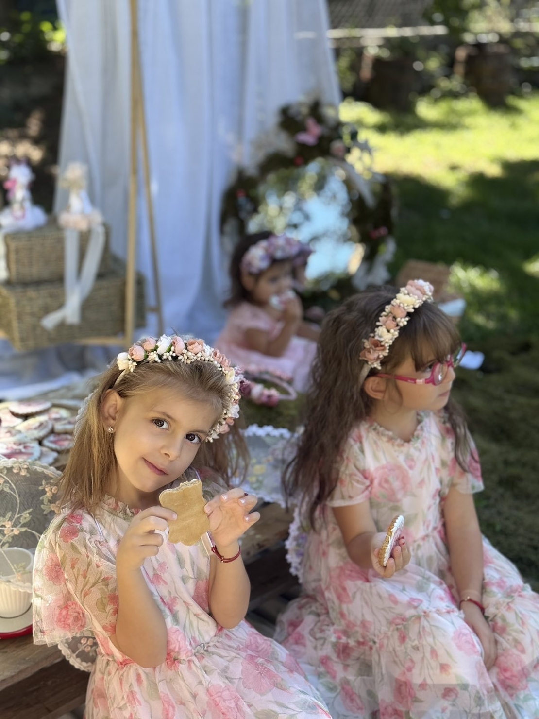 Тънки диадема- 