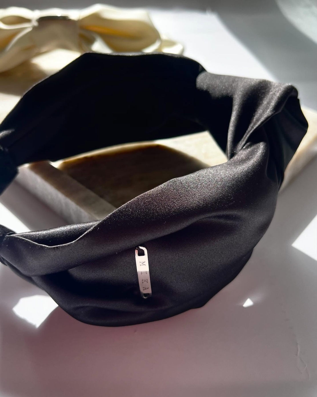 Диадема ''BLACK SATIN''