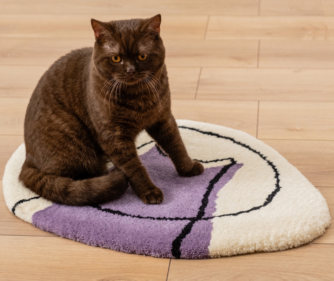 Ръчно изработено килимче за котки MODERN CAT-LILAC от новозеландска вълна