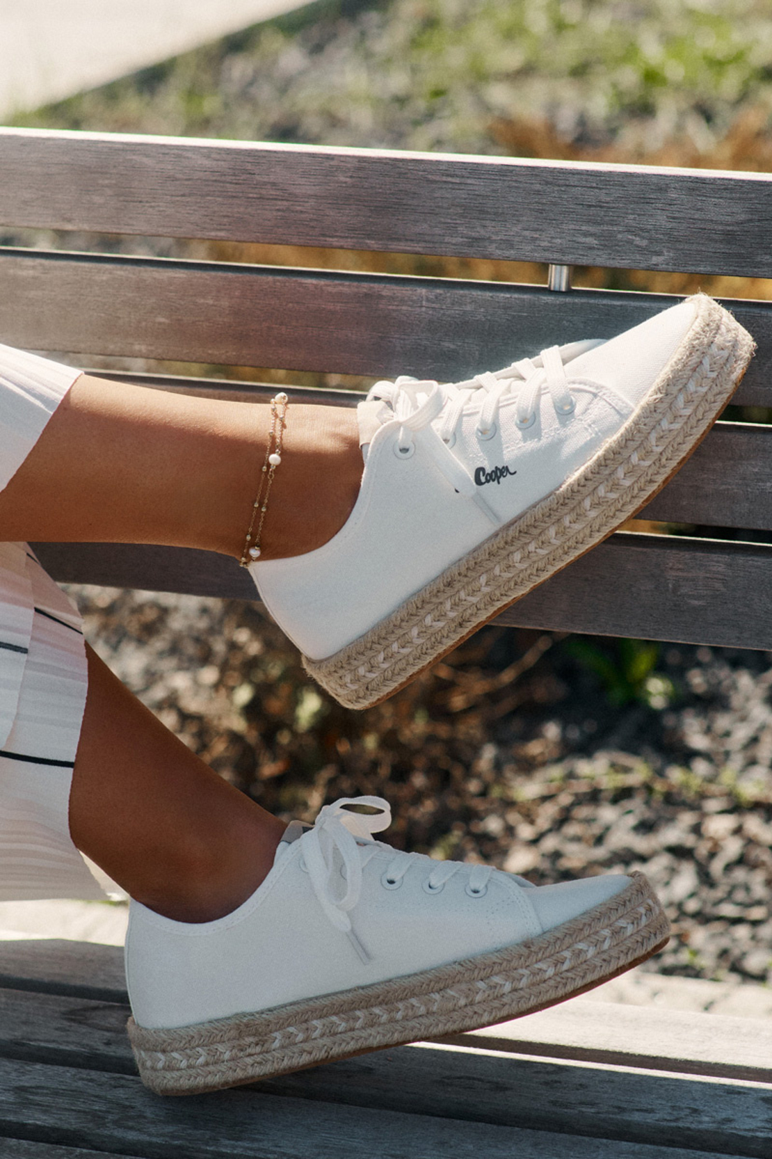 Дамски текстилни кецове с плитка на подметката от Lee Cooper