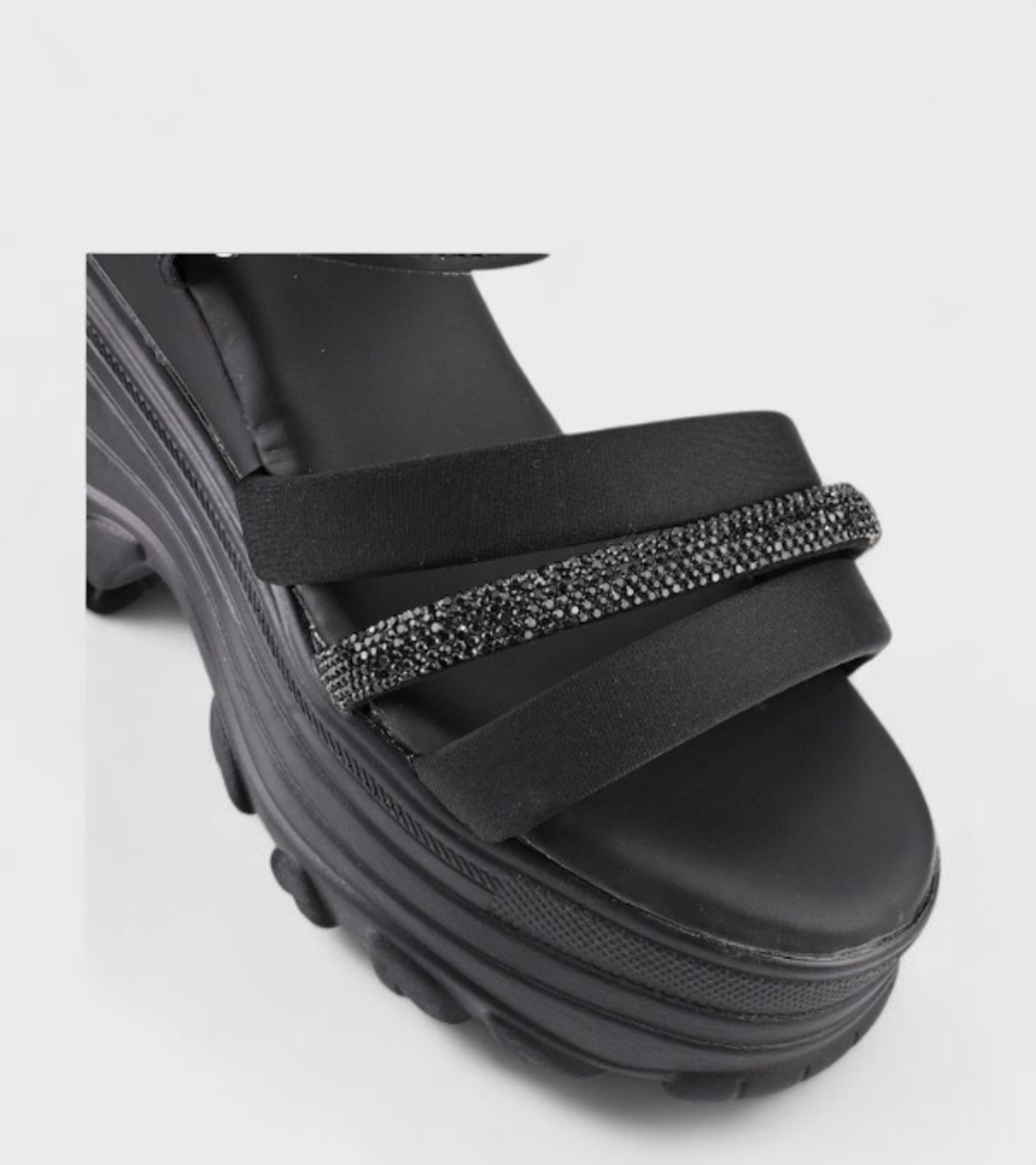 Дамски сандали на висока платформа черни 1056 black