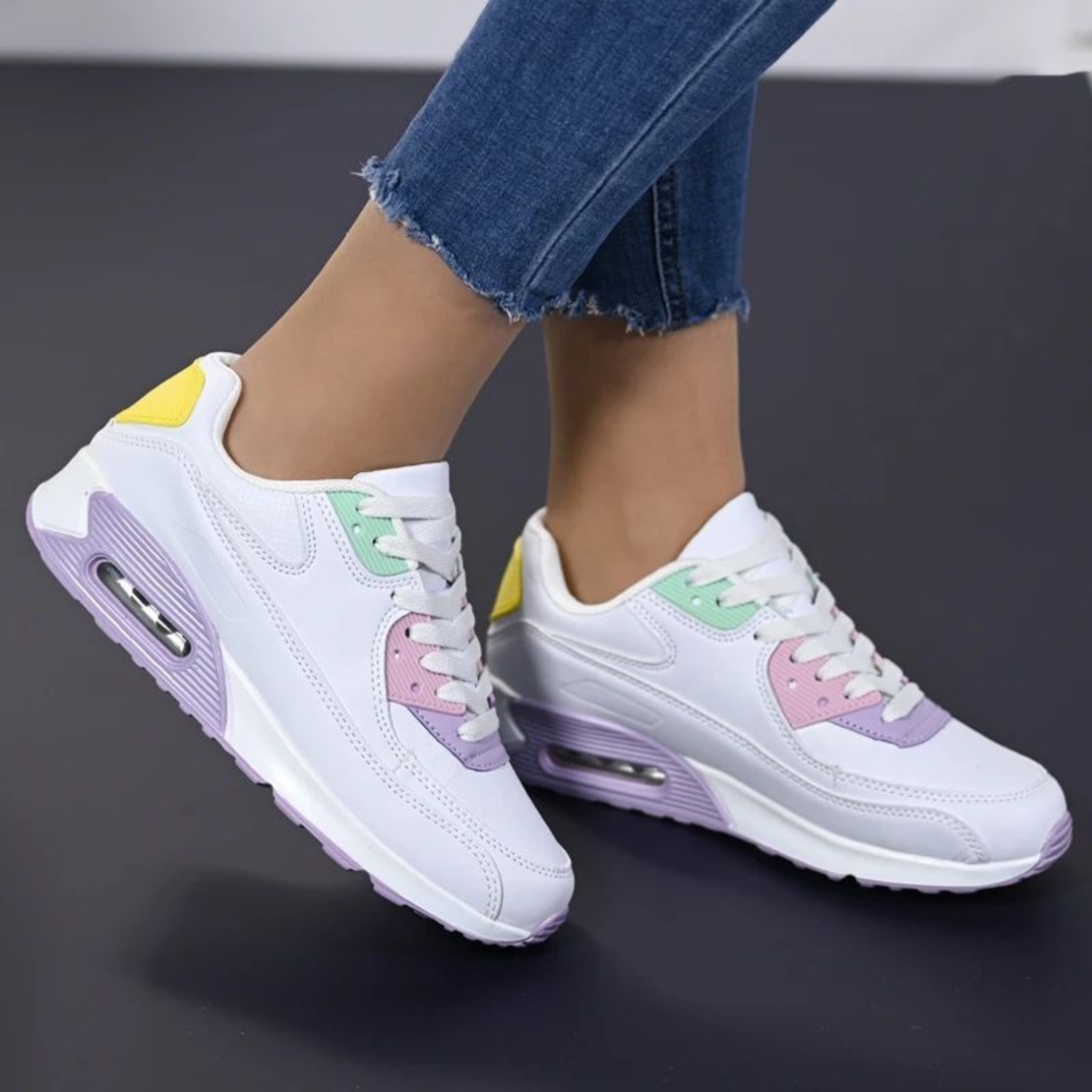 Дамски маратонки с олекотена подметка W589006 white