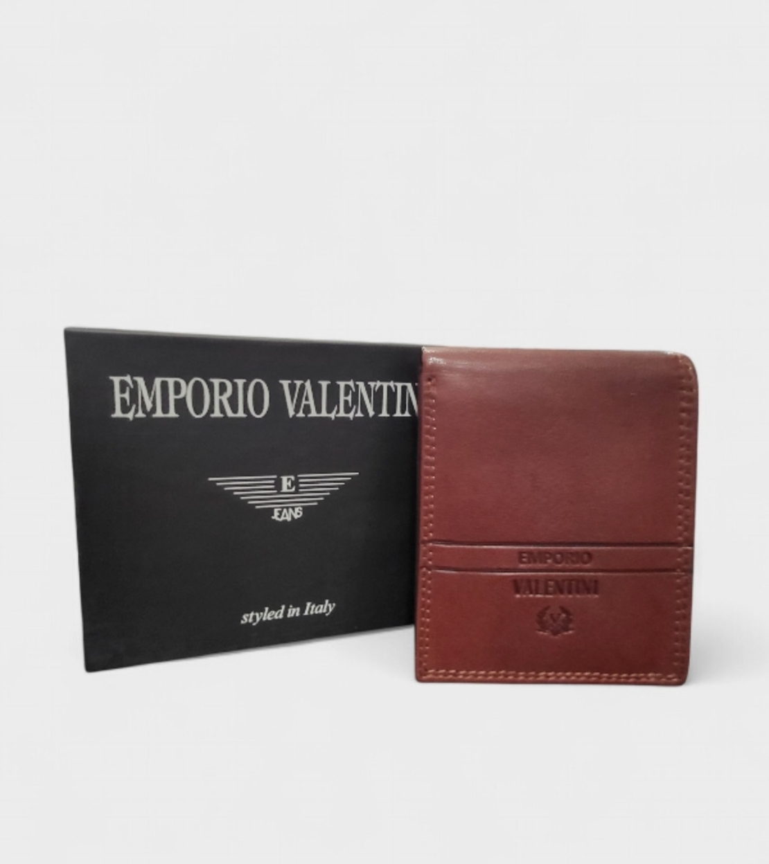 Мъжки марков портфейл от естествена кожа Valentini кафяв