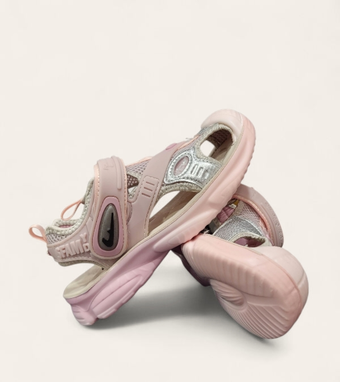Детски спортни сандали в розово със затворена пета и удобна подметка – 30211 pink