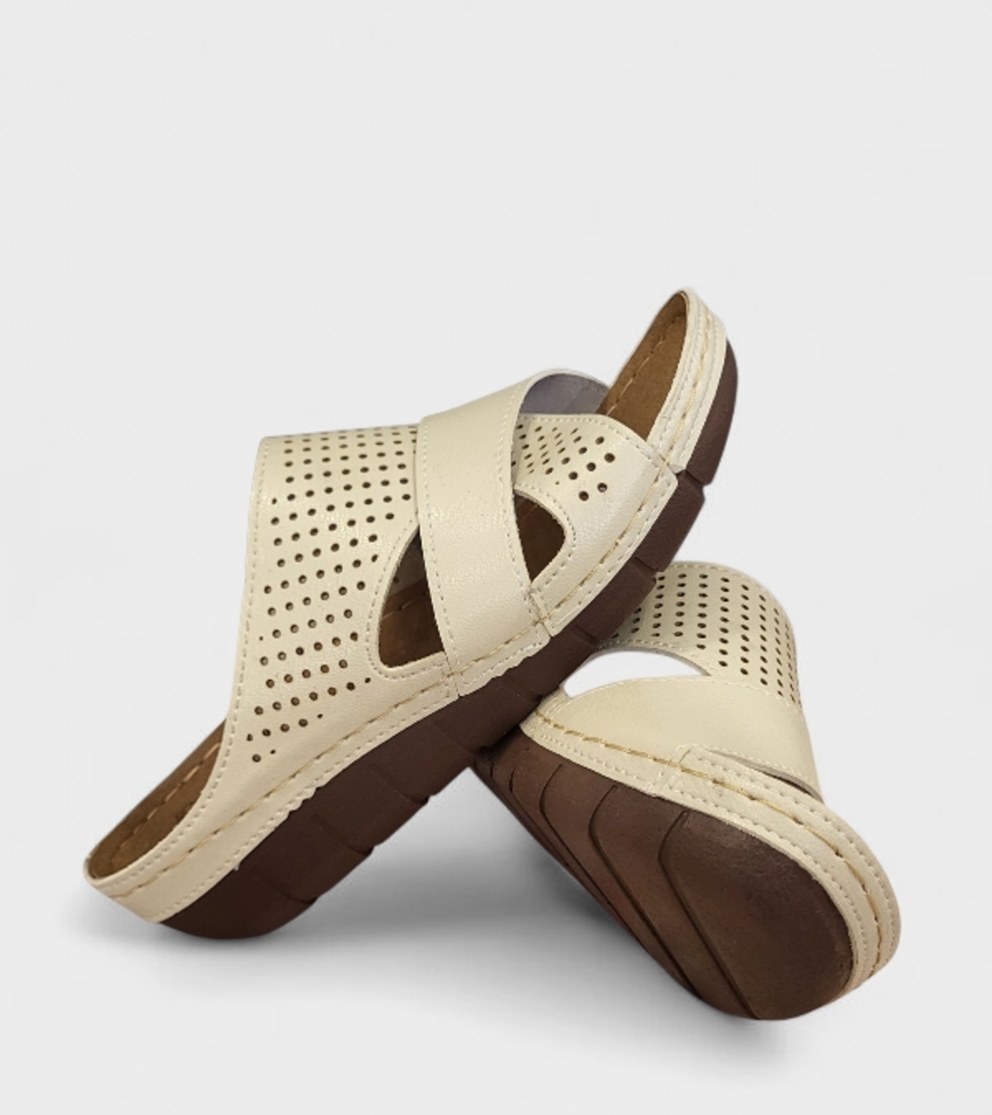Дамски анатомични чехли в бежово с кожена стелка – Модел 2363 Beige