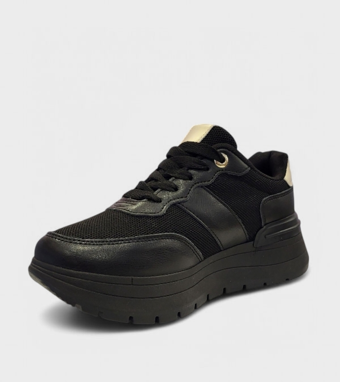 Дамски маратонки Black Luxe – Модерен стил с платформа JL05 Black