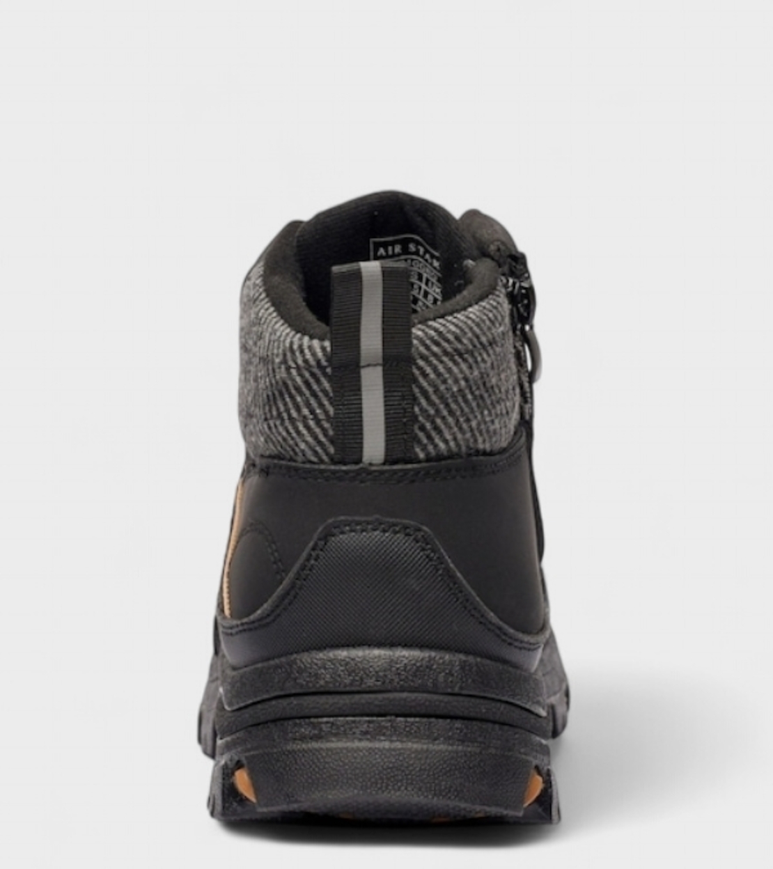 Мъжки боти подходящи и за широк крак модел: W210080 black