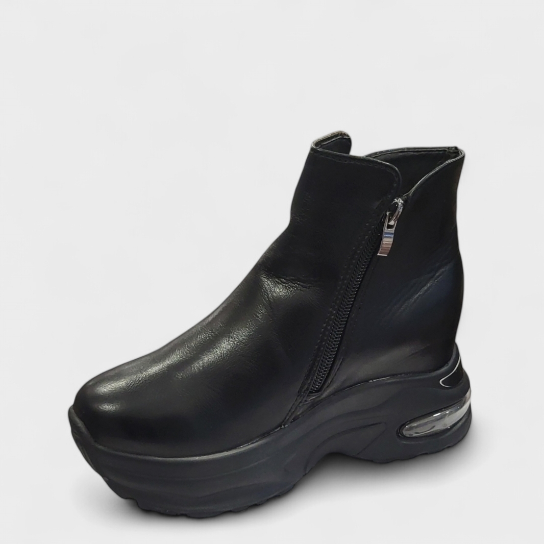 Дамски боти на платформа в черен цвят модел: 3785-1 black
