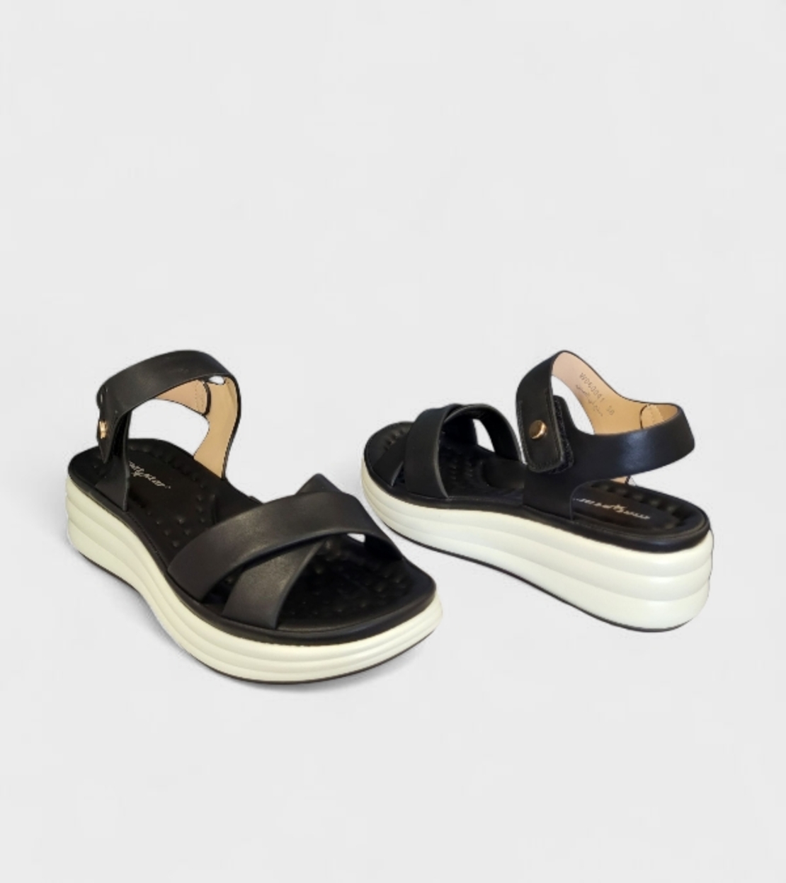 Дамски сандали на платформа черни W060041 black