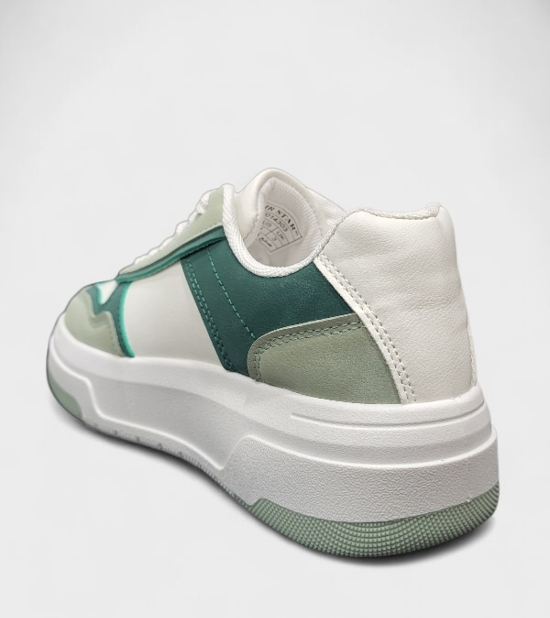 Дамски маратонки с масивна подметка в зелено W014303 Green