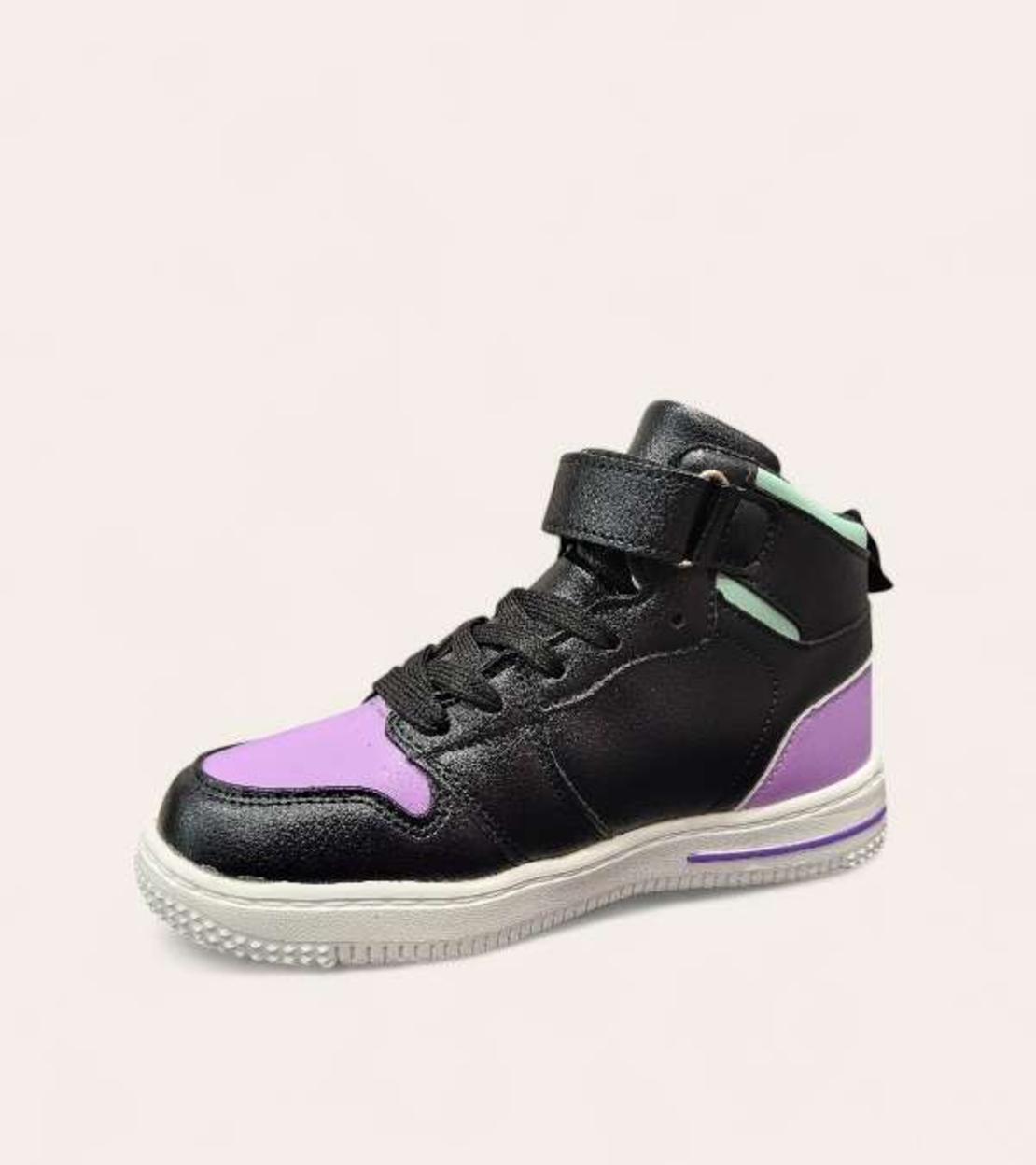 Детски високи кецове за момиче в черно и лилаво 4001-6 purpple