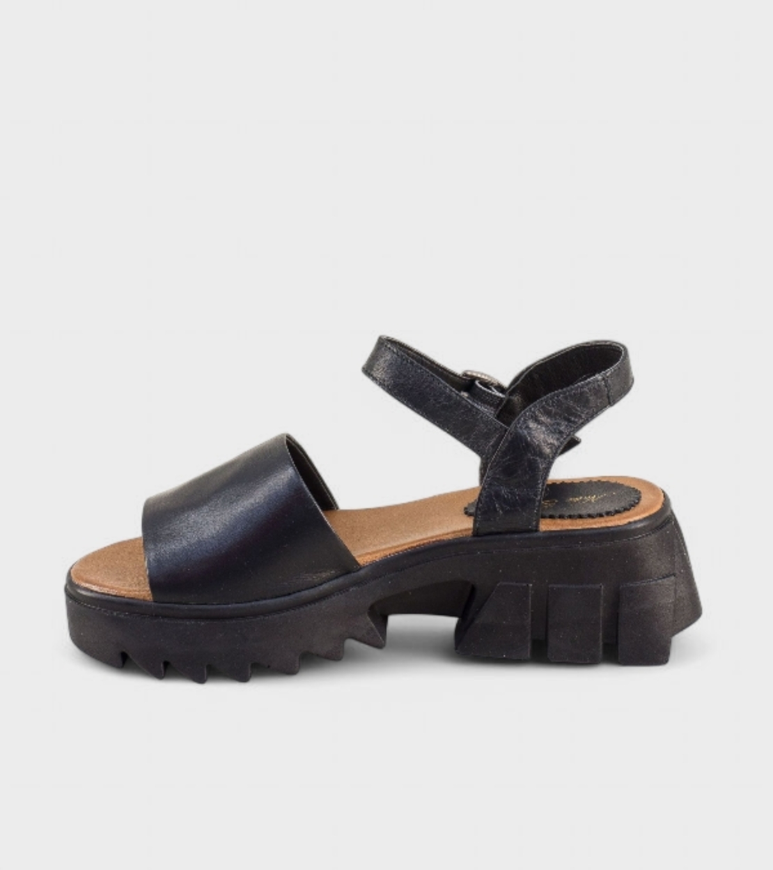 Дамски сандали от естествена кожа с платформа 5.5см, дизайн на PRADA – 22683-1498 NERO