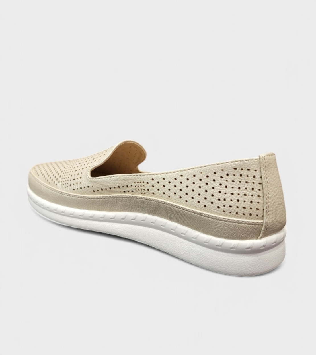 Модни дамски лоуфъри с перфорации A2373-3 beige