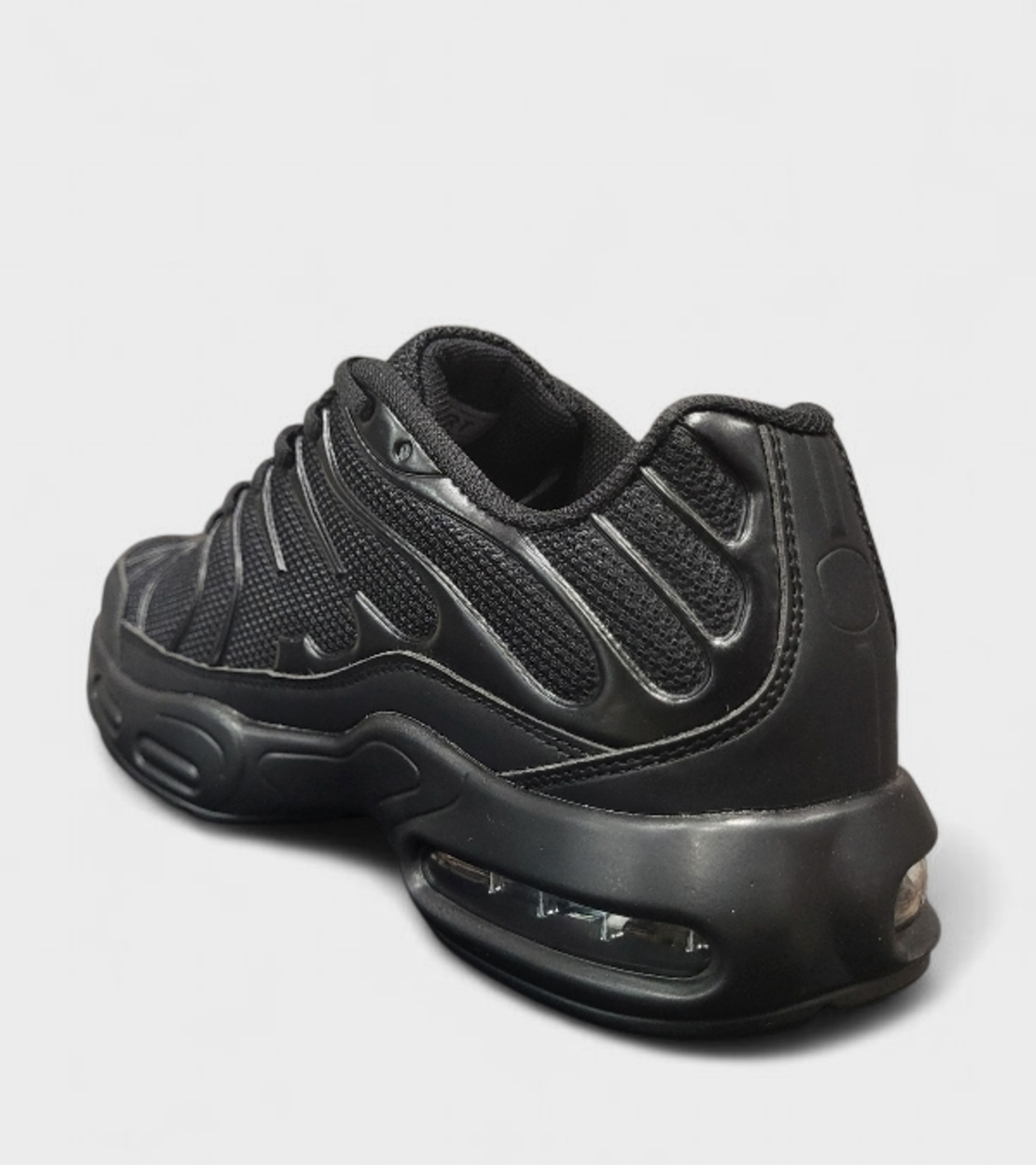 Мъжки черни спортни маратонки по дизайн на Nike – AW15-1Y Black