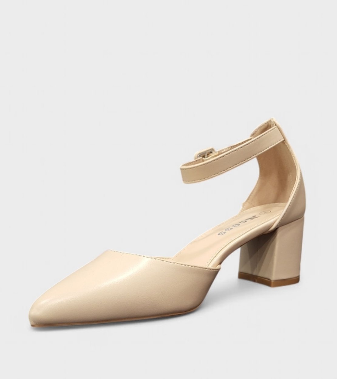 Бежови дамски обувки с широк ток 6 см – C5730-3 Beige