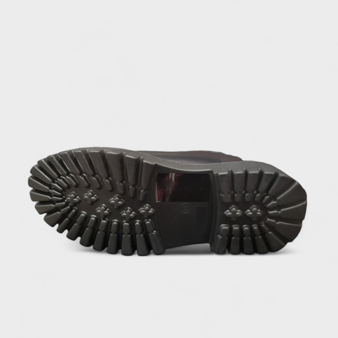 Модерни дамски боти с ластик в черен цвят модел: BT Cira black