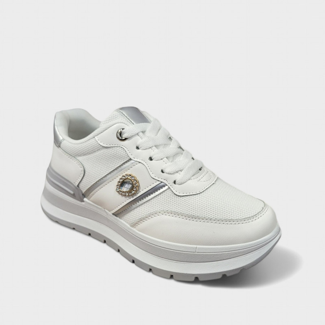 Дамски маратонки White Chic – Елегантен стил с платформа JL05 White