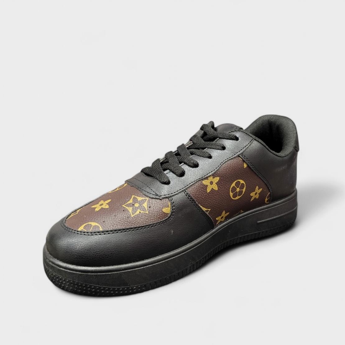 Модни мъжки кецове в кафяво и черно HY-803-1 black/brown