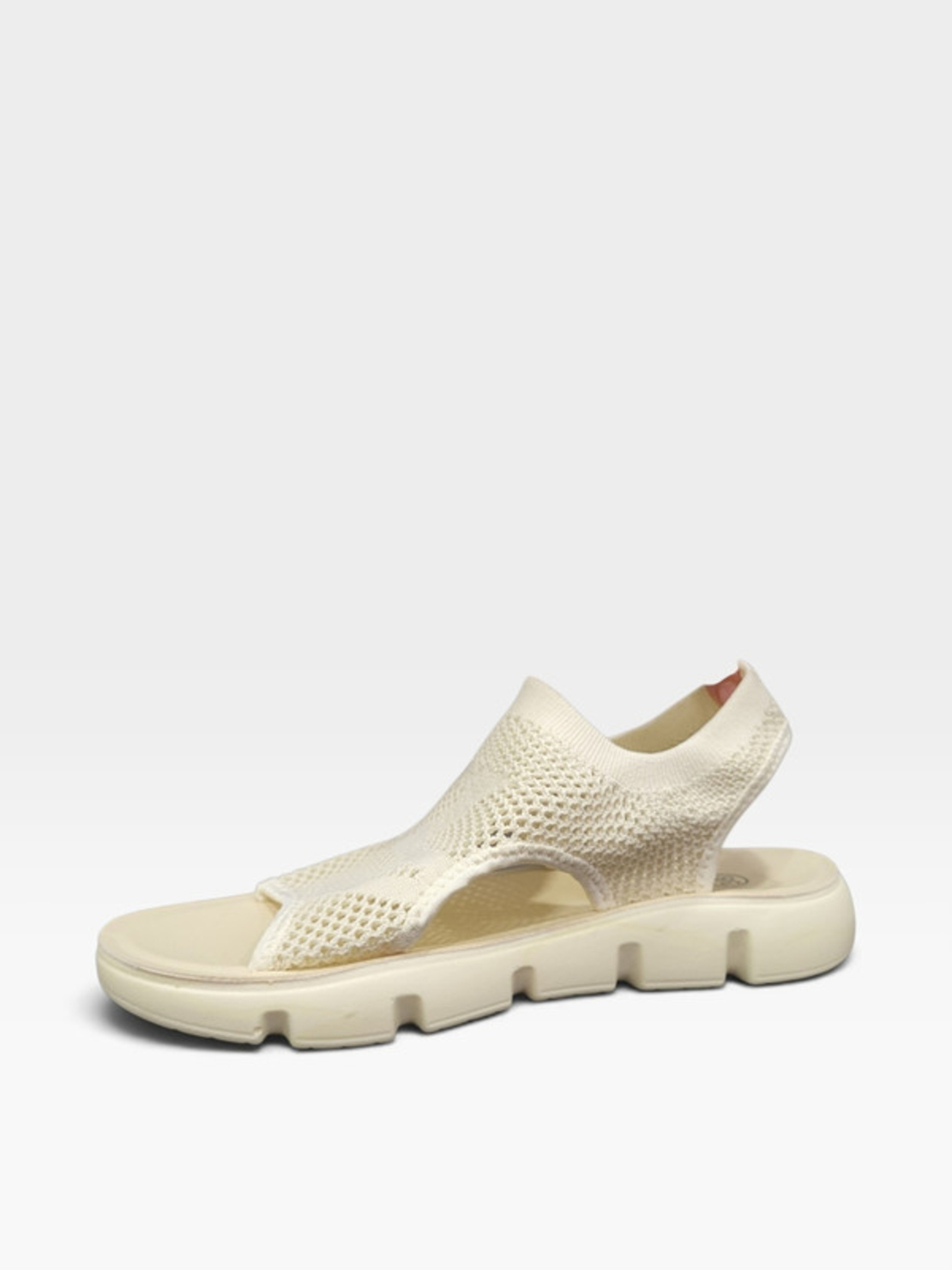 Дамски спортни сандали от плетена материя в бежово 906-4 light beige