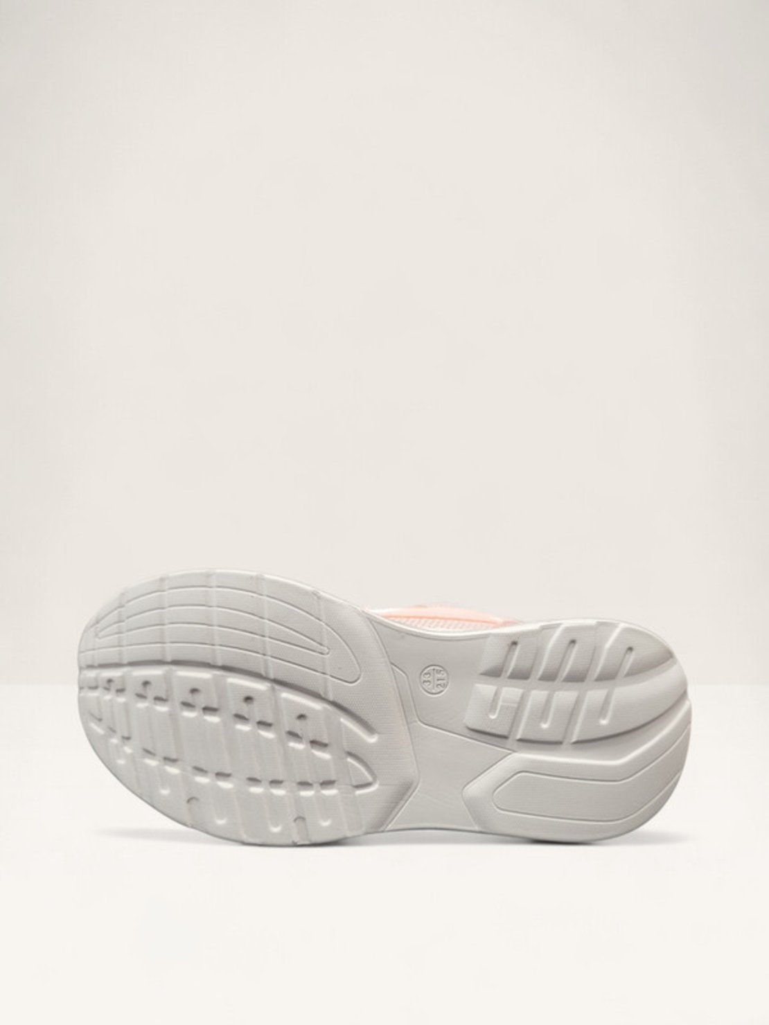 Детски маратонки с лепенка в розов цвят W585078 pink