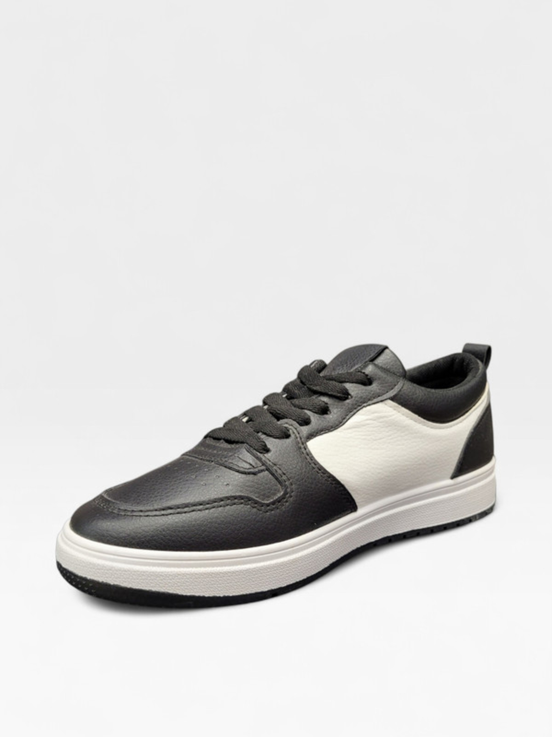 Мъжки кецове в бяло и черно 2105-3 white/black