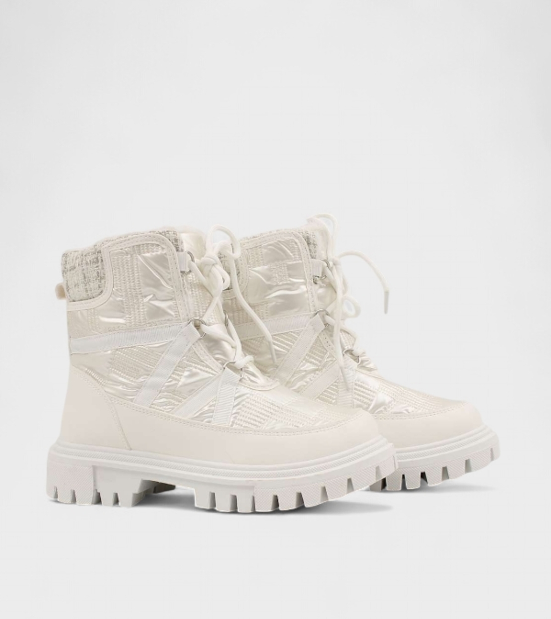 Дамски бели апрески с връзки K25-2 white