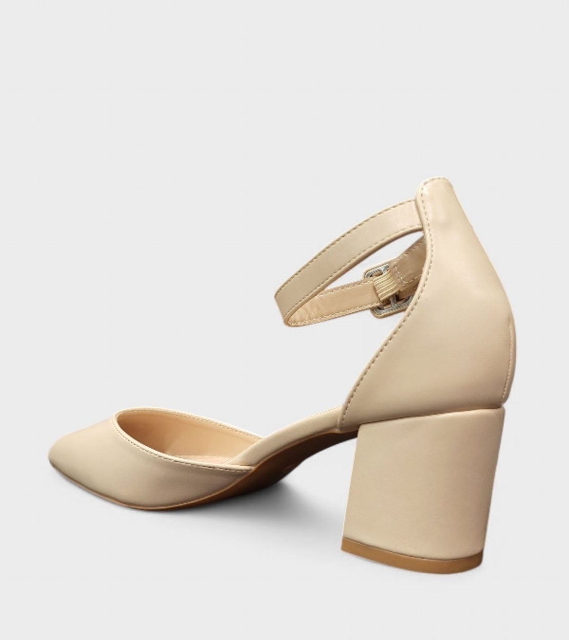 Бежови дамски обувки с широк ток 6 см – C5730-3 Beige
