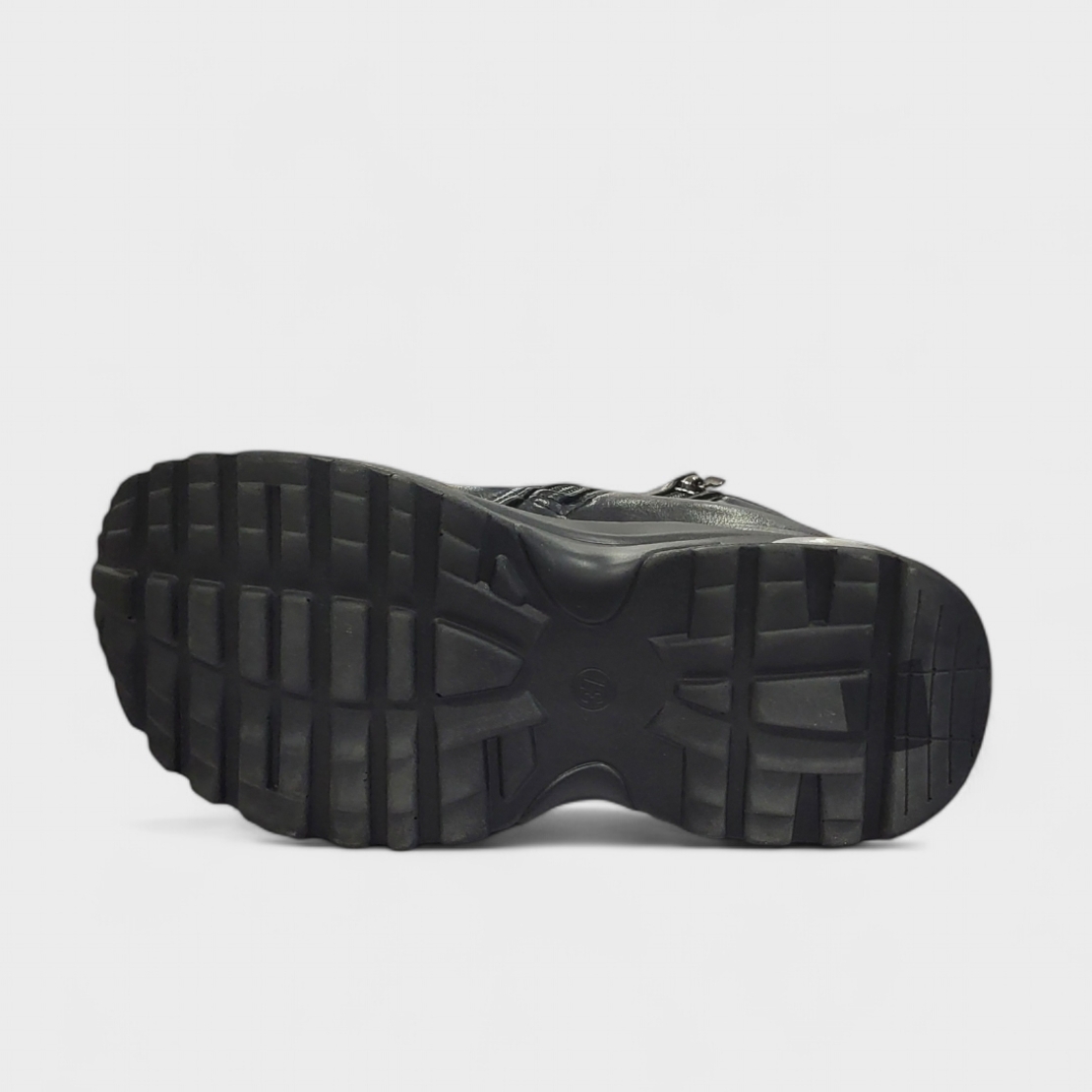 Дамски боти на платформа в черен цвят модел: 3785-1 black