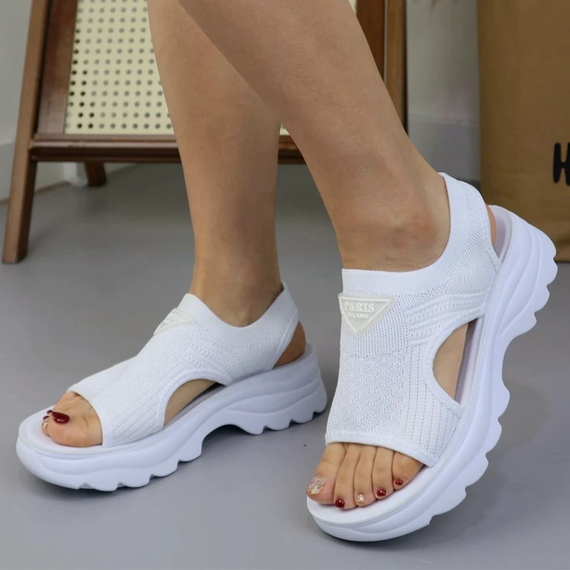 Дамски спортни сандали от плетена материя в бяло D2436-2 all white