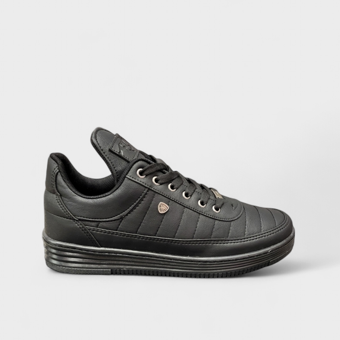 Мъжки модни кецове LA POLO с равна подметка в черен цвят 07 MRD black