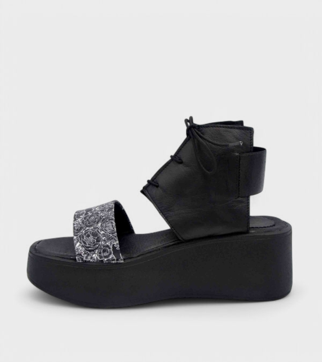 Дамски Сандали на Платформа 22258-1457 Nero – Черни, Естествена Кожа, Флорален Дизайн