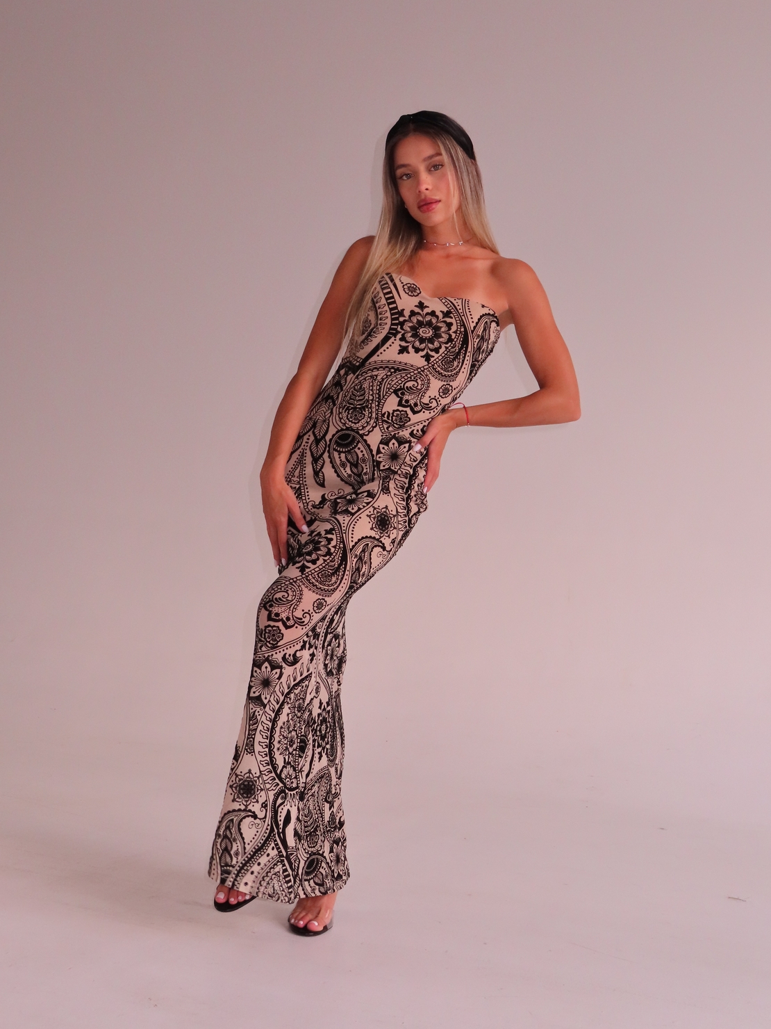 Paisley Muse – Ivory
