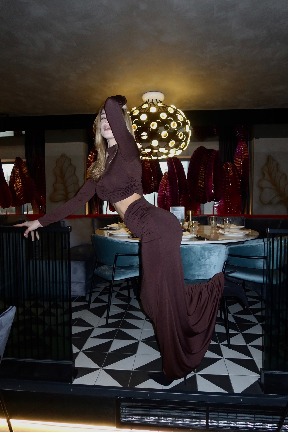 Isadora brown set