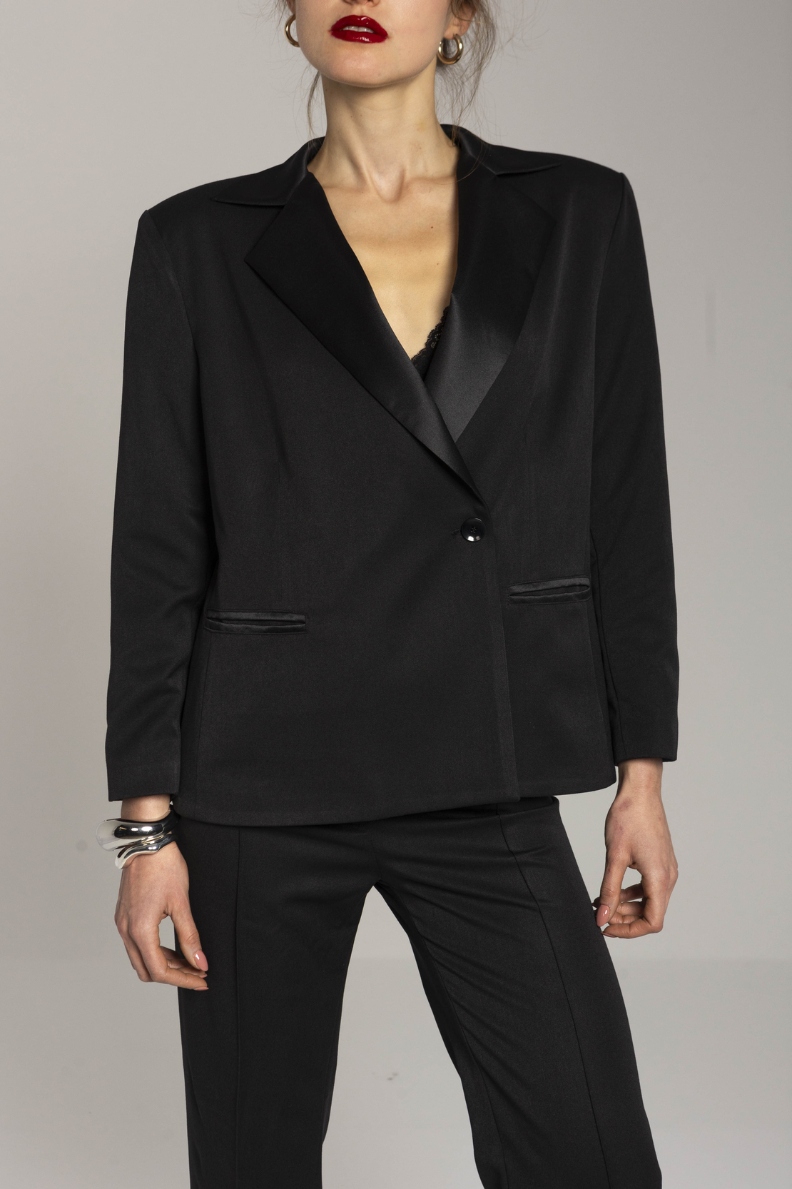 'RIRI' Blazer