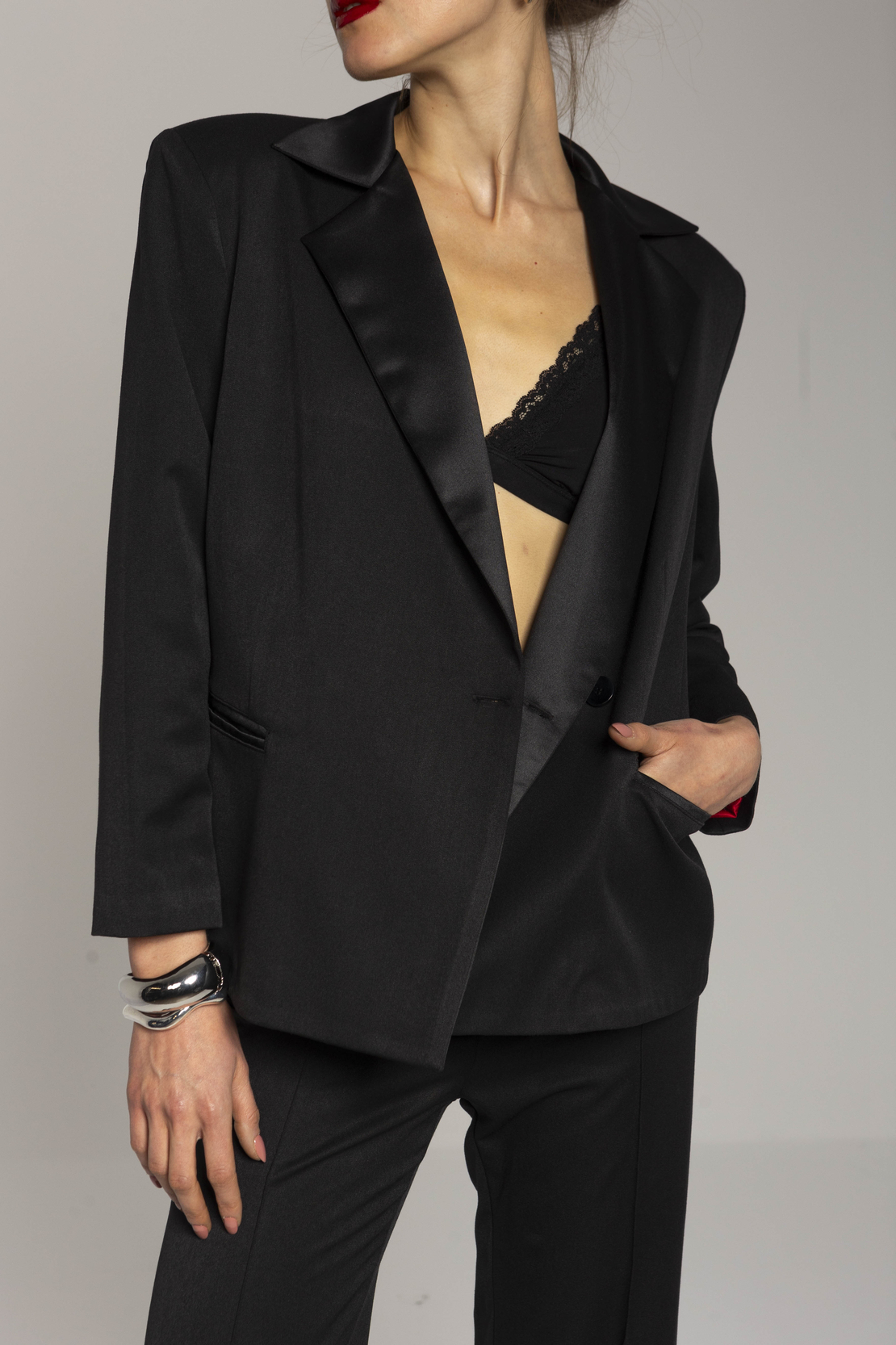 'RIRI' Blazer