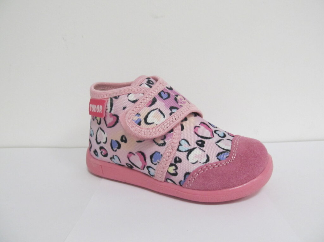 Детски ортопедични пантофи TODOR Pink hearts