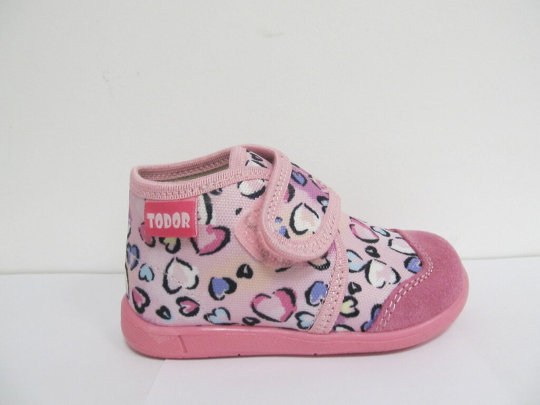 Детски ортопедични пантофи TODOR Pink hearts