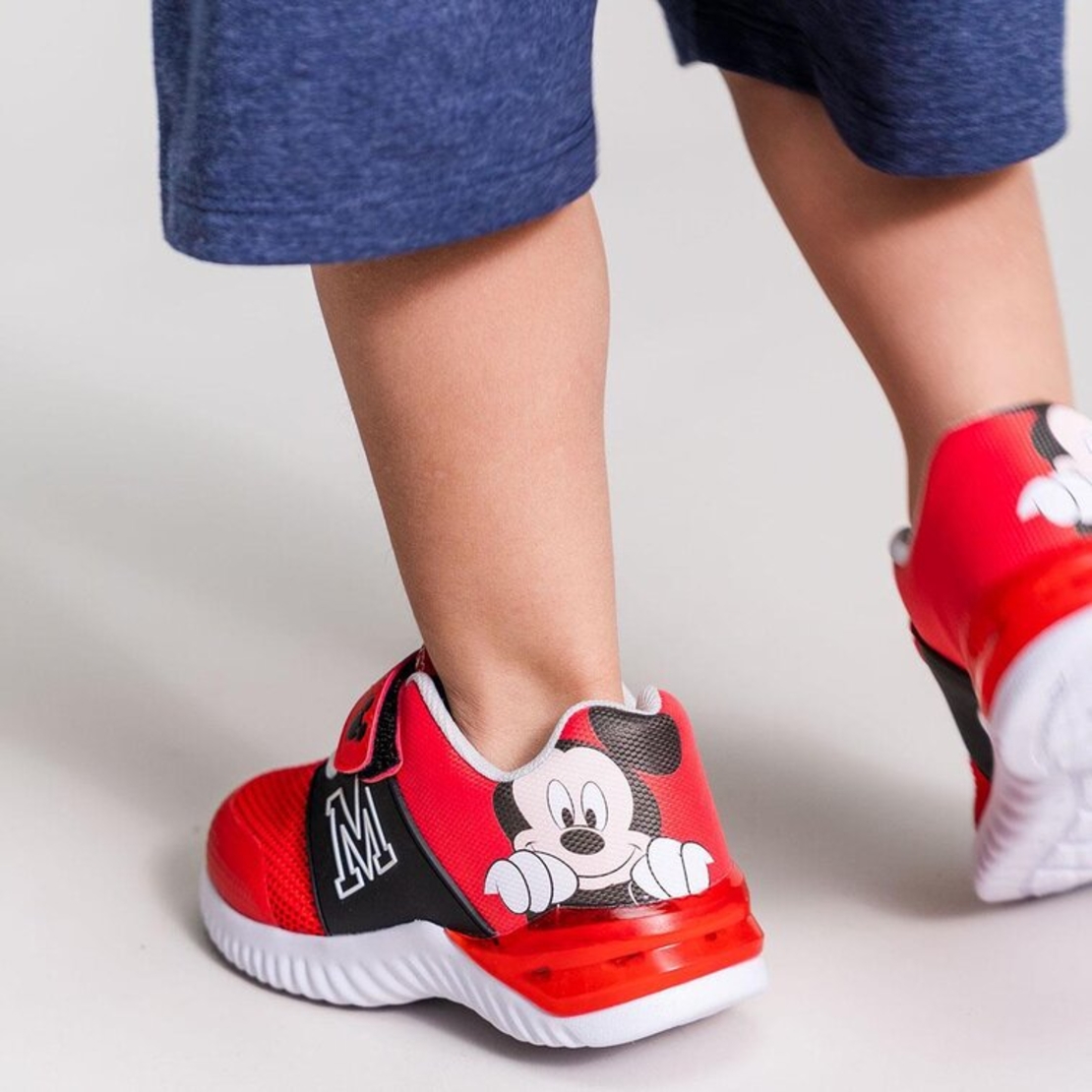 Детски светещи маратонки Mickey 24/31