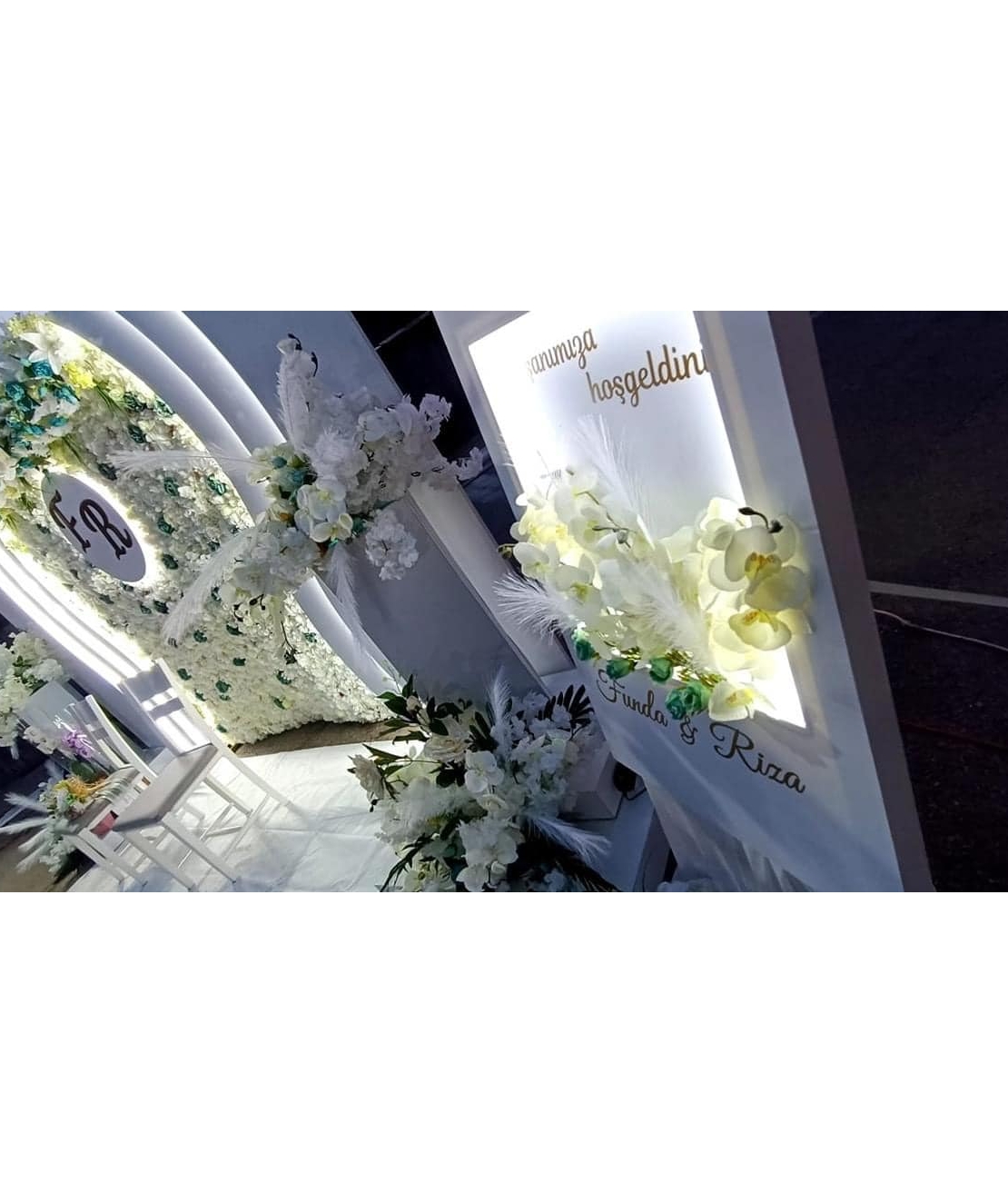 Светеща кашпа за цветя