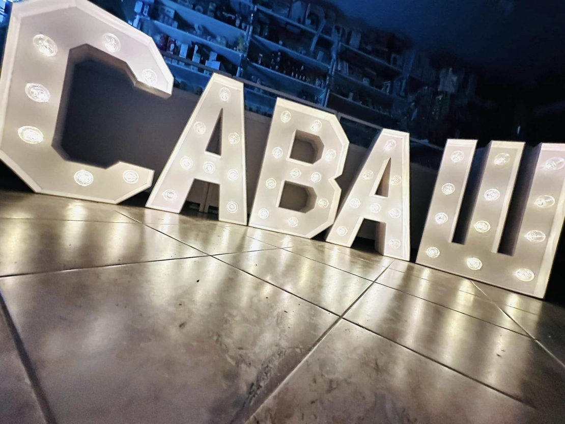 Светещи имена