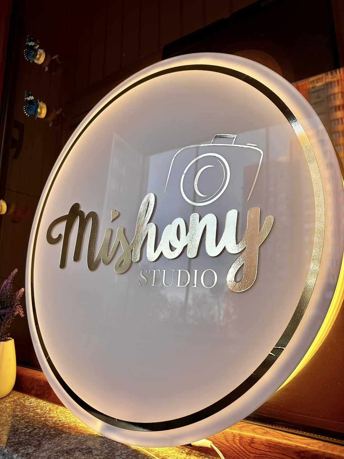 Светещи луксозни табели