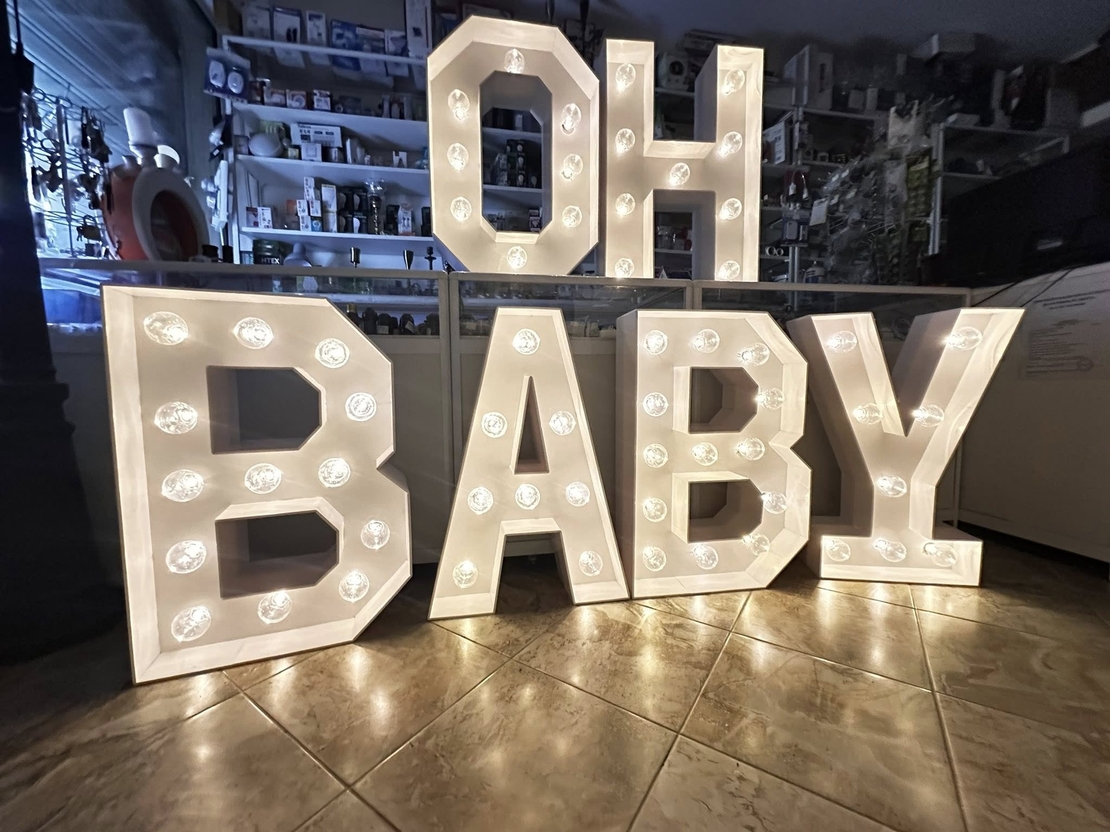 Светещ надпис OH BABY