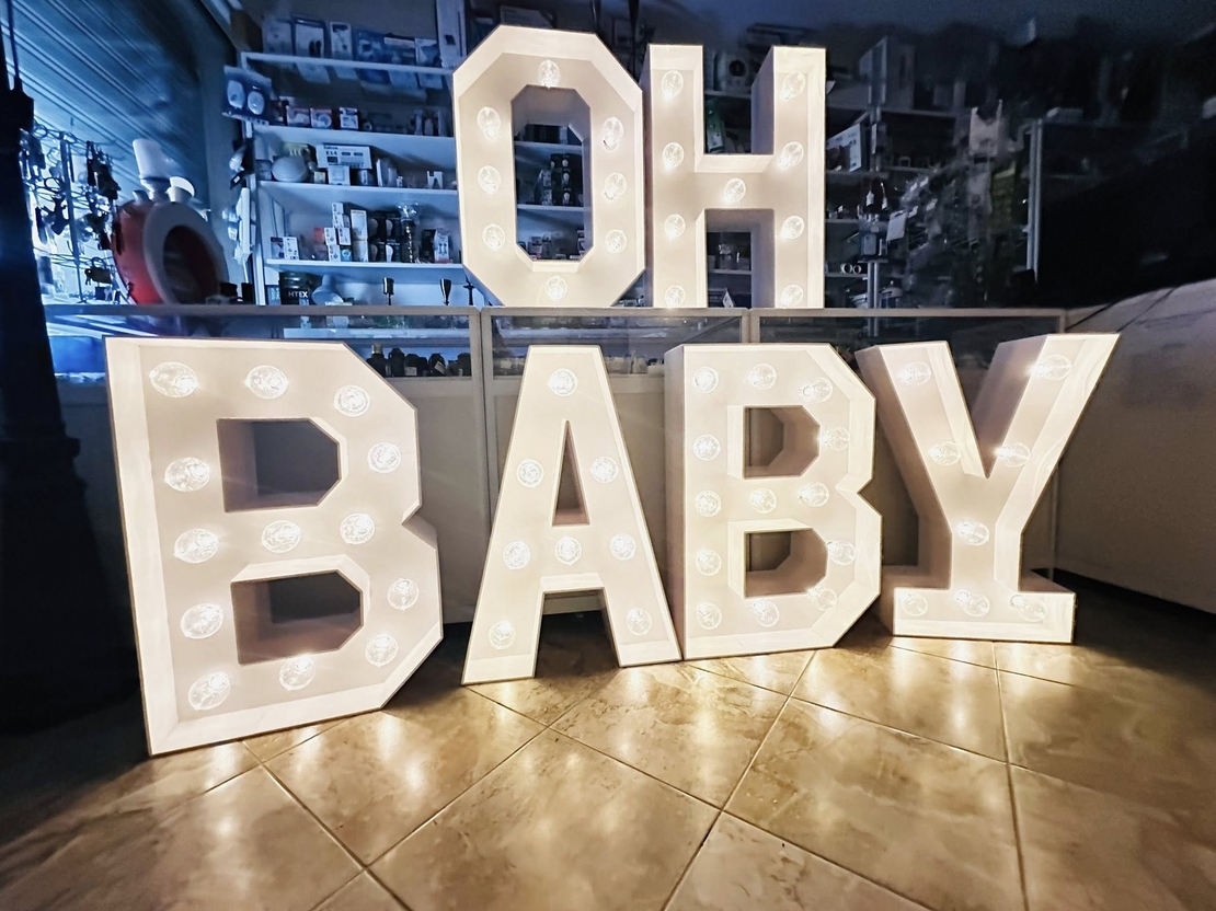 Светещ надпис OH BABY