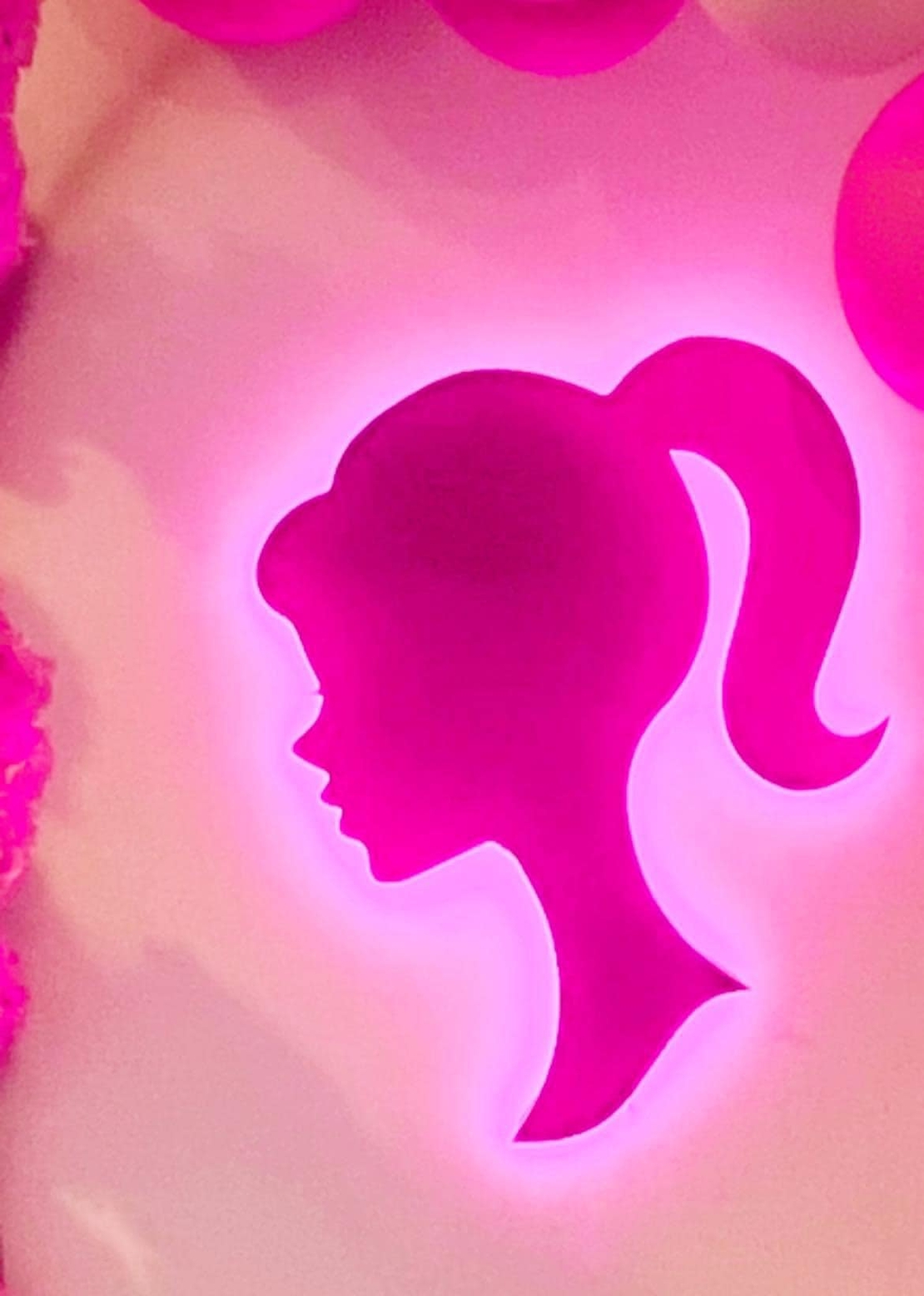 Светещи фигури Барби