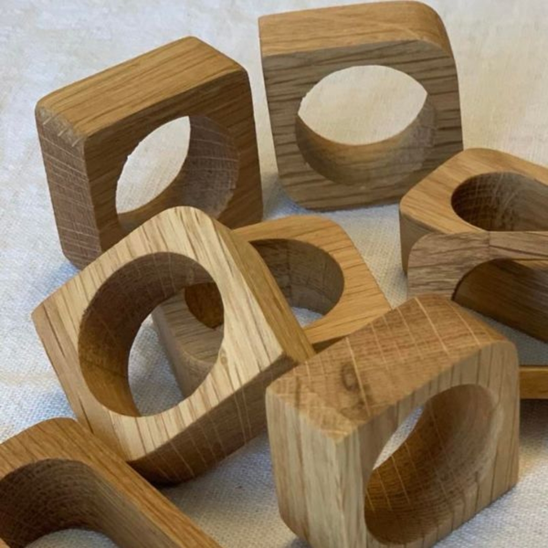 Дървен пръстен за салфетки Linea Table – овал