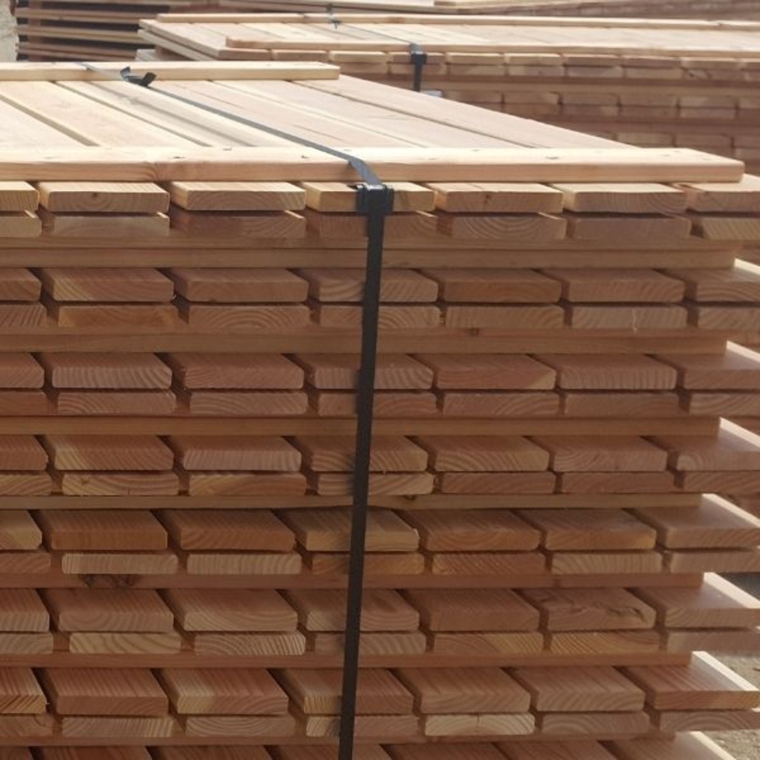 Дървени скари за стелажи, рафтове и дървени пътеки