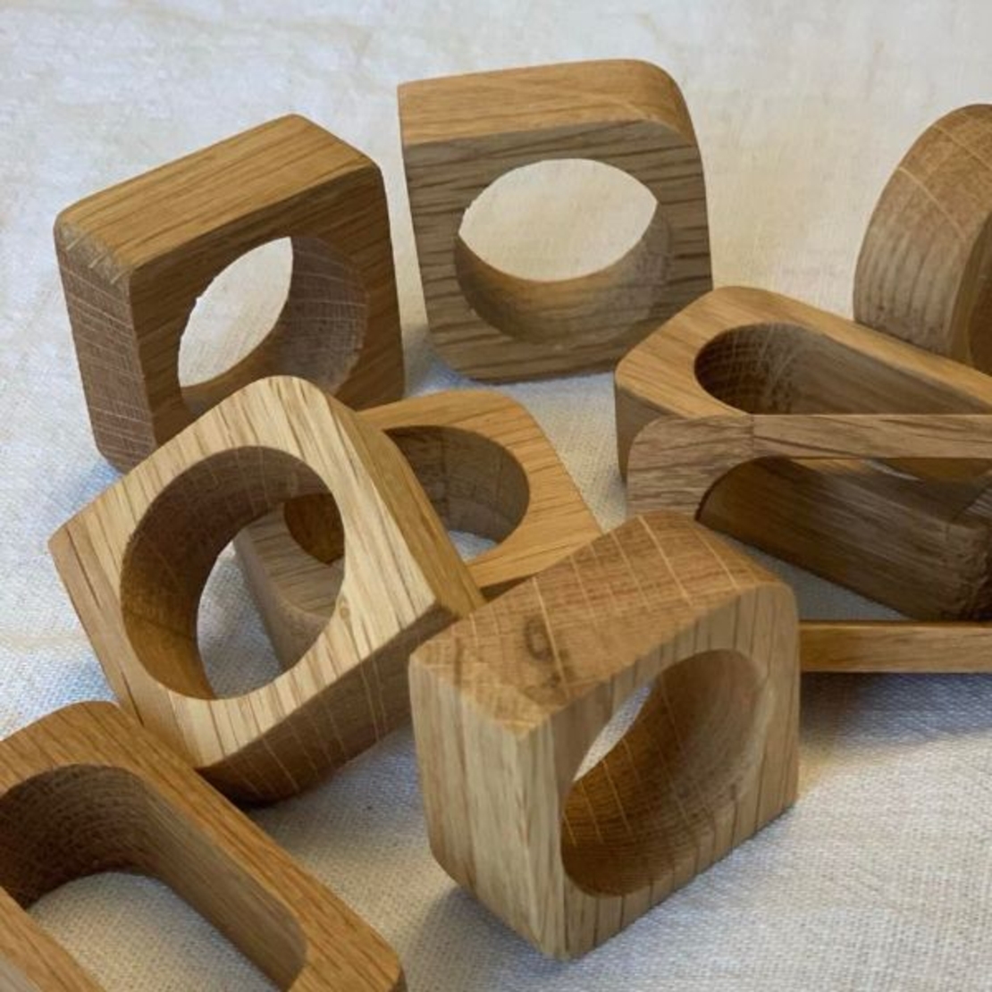 Дървен пръстен за салфетки Linea Table – квадрат