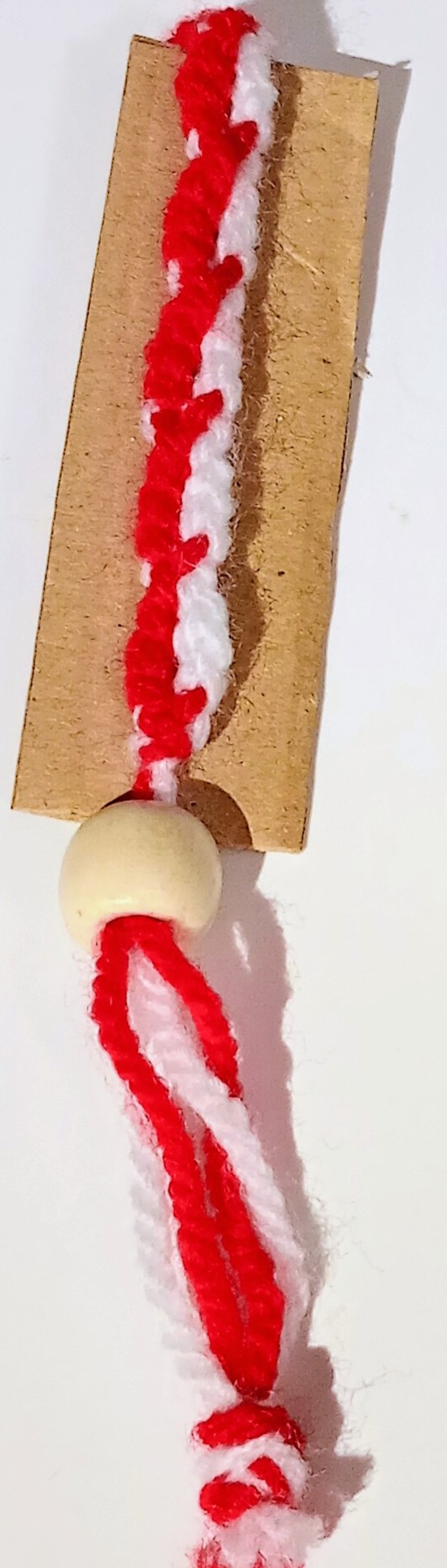 Мартеница гривна