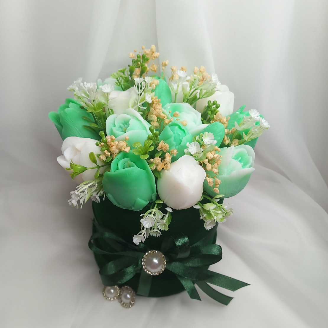 Аранжирвка от ароматни сапунени Лалета